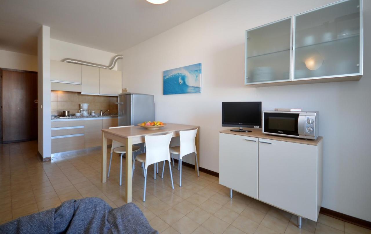 Apartament Residenza Olimpo Lignano Sabbiadoro Zewnętrze zdjęcie