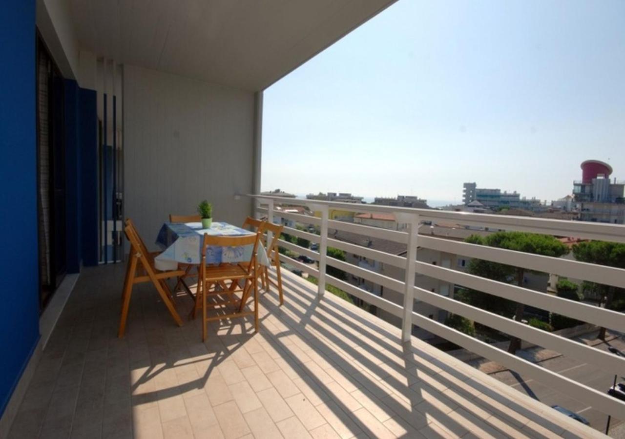 Apartament Residenza Olimpo Lignano Sabbiadoro Zewnętrze zdjęcie